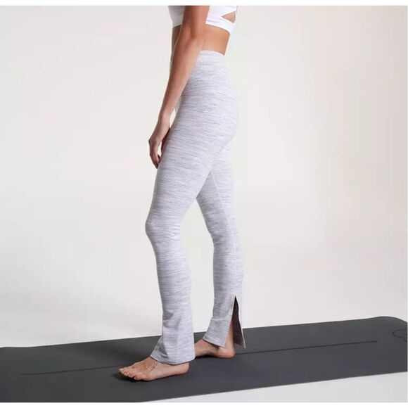 Calia Women’s Essential Ultra Slim Bootcut Pant Size M - Picture 1 of 6